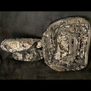 Sequence back pack/purse! Must have!